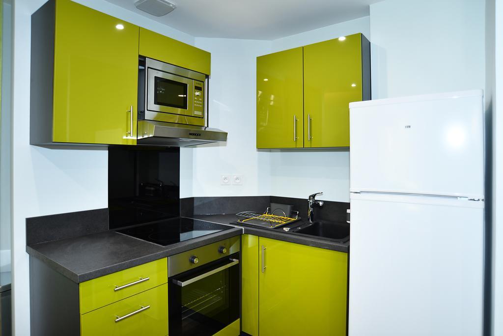 Happy Appart Gare Europole Apartment เกรอน็อบล์ ภายนอก รูปภาพ