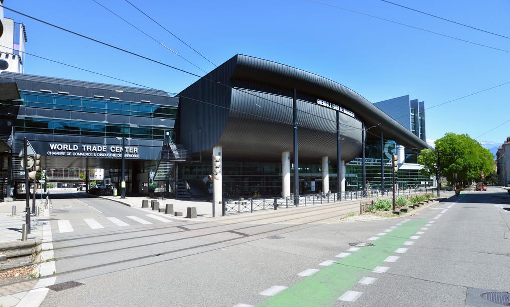 Happy Appart Gare Europole Apartment เกรอน็อบล์ ภายนอก รูปภาพ