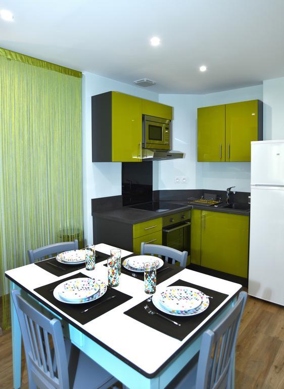Happy Appart Gare Europole Apartment เกรอน็อบล์ ภายนอก รูปภาพ